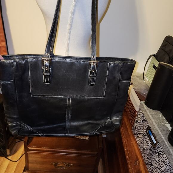 COACH EUC F11397 BLACK LEATHERWARE LARGE TOTE BAG - Picture 1 of 10